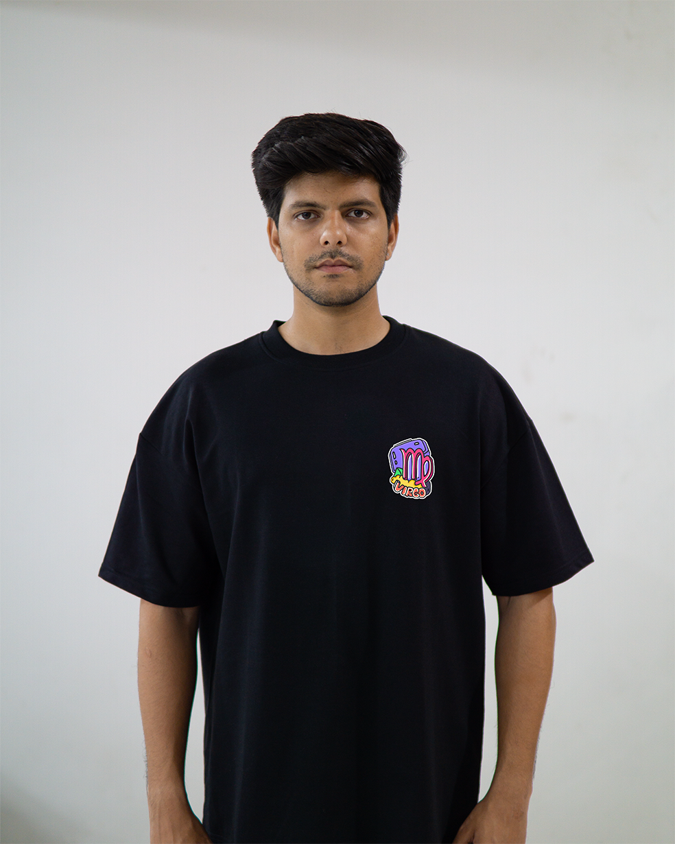 Astro Love - Oversized Black T-Shirt